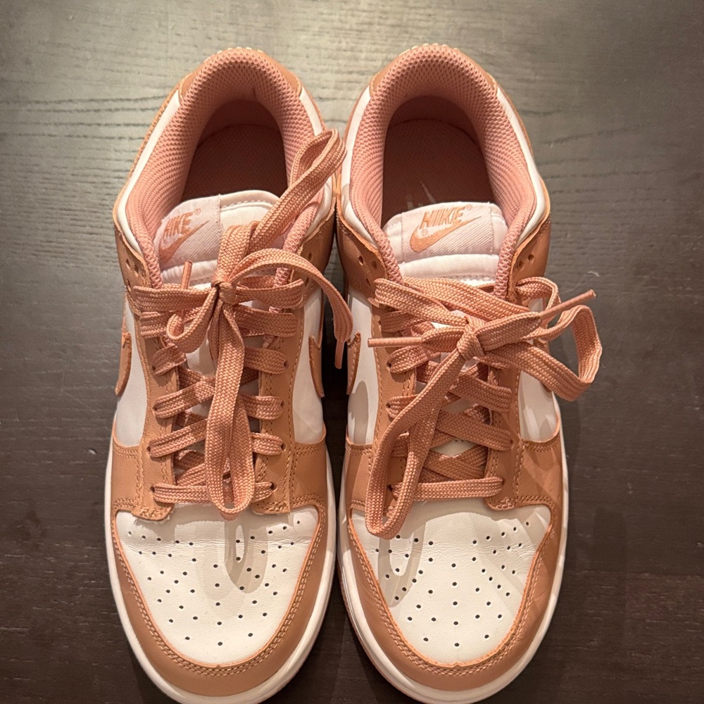 Nike Women's  Dunks Salmon and White